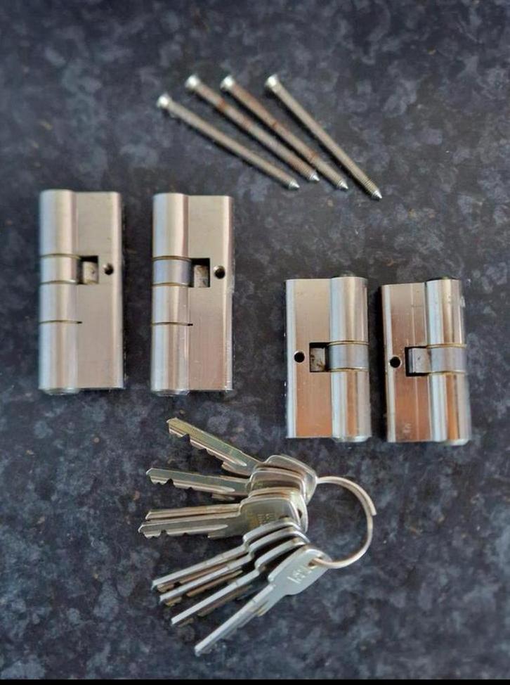Winkhaus cilinderslot SKG2, Doe-het-zelf en Verbouw, Hang- en Sluitwerk, Zo goed als nieuw, Slot, Rvs, Ophalen of Verzenden