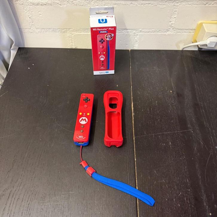 ️ Te Koop: Nintendo Wii Remote Plus – Mario Edition Wii, Spelcomputers en Games, Games | Nintendo Wii, Gebruikt, Sport, 1 speler