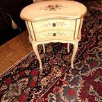 Vintage Louis XVkastje in heel goede staat, Ophalen