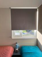 Keurig verduisterend en zonwerend rolgordijn, Huis en Inrichting, Stoffering | Gordijnen en Lamellen, Ophalen, 100 tot 150 cm