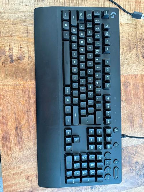 Logitech IN DOOS!!, Computers en Software, Toetsenborden, Zo goed als nieuw, Qwerty, Ophalen of Verzenden