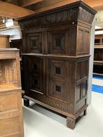 17e eeuw prachtige 4 deurs kussen kast ca 1640!! izgs en top, Antiek en Kunst, Antiek | Meubels | Kasten, Ophalen