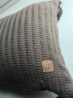 2 kussens van zuss, Huis en Inrichting, Woonaccessoires | Kussens, Ophalen of Verzenden, Zo goed als nieuw, Vierkant