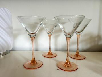 4x Luminarc France Martini Cocktail Glazen Roze Voet Vintage beschikbaar voor biedingen
