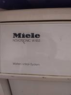 Miele Novotronic w 853, Ophalen, 1200 tot 1600 toeren, Gebruikt, 4 tot 6 kg