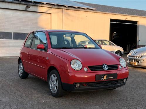 Volkswagen Lupo 1.4 Rood APK*MISTLICHTEN*STUURBEKRACTIGING, Auto's, Volkswagen, Bedrijf, Lupo, ABS, Airbags, Centrale vergrendeling