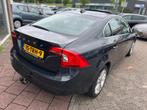 Volvo S60 1.6 DRIVe Momentum - Leder - Open Dak - Navi - PDC, Auto's, Euro 5, Gebruikt, Zwart, 4 cilinders