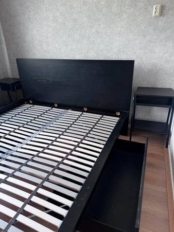 MALM ikea bed, hoog, wit, 160x200 cm| SETSKOG nachtkast