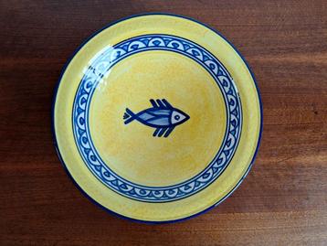 Hand made Tunesië bord met vis beschikbaar voor biedingen