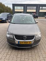 Volkswagen Touran 1.4 TSI 103KW DSG 2009 Grijs, Auto's, 1442 kg, 4 cilinders, Zilver of Grijs, 83 €/maand