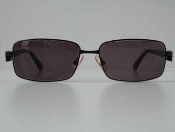 Calvin Klein zonnebril. Unisex. beschikbaar voor biedingen