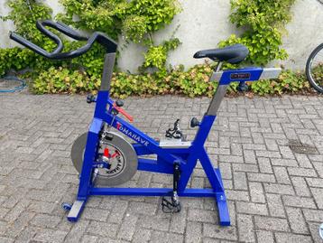 Tomahawk Spinningfiets - RPM beschikbaar voor biedingen