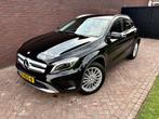 Mercedes-Benz GLA-klasse 200 Urban Automaat Trekhaak Xenon, Auto's, Mercedes-Benz, 65 €/maand, Navigatiesysteem, Gebruikt, 715 kg