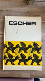 Escher boek  1975, Ophalen, Gelezen, Schilder- en Tekenkunst