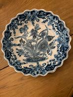 Makkum Aardewerk Bord Blauw Bloemmotief, Ophalen of Verzenden
