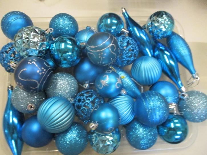 Blauwe kunststof kerstballen (1), Diversen, Kerst, Zo goed als nieuw, Ophalen of Verzenden