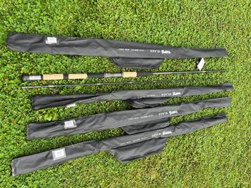 4x MEERVAL HENGEL NIEUW Black Cat Blade 3,00m 40lbs beschikbaar voor biedingen