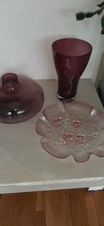 Vazen en mooi glazen bord.  Kleur oud roze, Minder dan 50 cm, Glas, Zo goed als nieuw, Ophalen