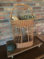 Brocante hoge rieten flessenmand, incl 3 flessen, Gebruikt, Mand, Ophalen of Verzenden, Riet
