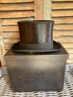 Brocante hoge heren hoed van zijde compleet met doos., Antiek en Kunst, Ophalen