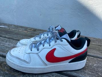 Nike Sneakers Maat 38,5 beschikbaar voor biedingen