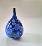 halsvaasje blauwe kristalglazuur Mario Buyk, Ophalen of Verzenden