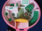 POLLY POCKET, VINTAGE DOOSJE MET 2 POPJES, HOND, VIEGT, Ophalen of Verzenden