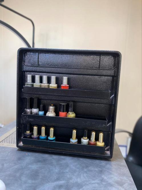 Ambulante nagel koffertje, met slotje en sleutel., Sieraden, Tassen en Uiterlijk, Beautycases, Gebruikt, Hardcase, Met slot, Ophalen of Verzenden