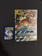 Reshiram&charizard gx mega kaart, Hobby en Vrije tijd, Verzamelkaartspellen | Pokémon, Ophalen of Verzenden, Zo goed als nieuw