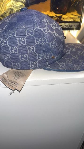 Originele Gucci Pet Blauw Canvas + Tas beschikbaar voor biedingen