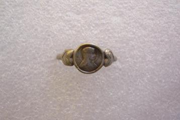 sieraden beschikbaar voor biedingen