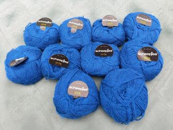 SCHEEPJES Crystal blauw wol garen  (KW19) beschikbaar voor biedingen