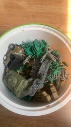 Partij legen miniaturen, Ophalen, Zo goed als nieuw, Groter dan 1:32