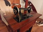 Huishoudelijke naaimachine tafel. Jaren 50 Singer. Vintage., Antiek en Kunst, Antiek | Naaimachines, Ophalen