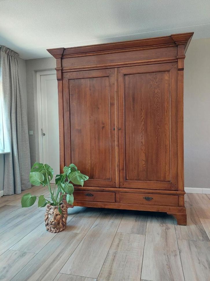 Prachtige strakke houten kledingkast servieskast demontabel, Huis en Inrichting, Kasten | Kledingkasten, Zo goed als nieuw, 200 cm of meer
