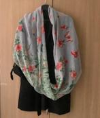 Shawl.   rondlopend model!     Reclame!!, Ophalen of Verzenden, Nieuw, Sjaal