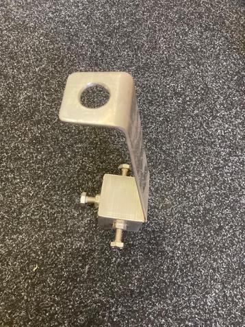 trekhaak steun voor de vossejacht  beschikbaar voor biedingen