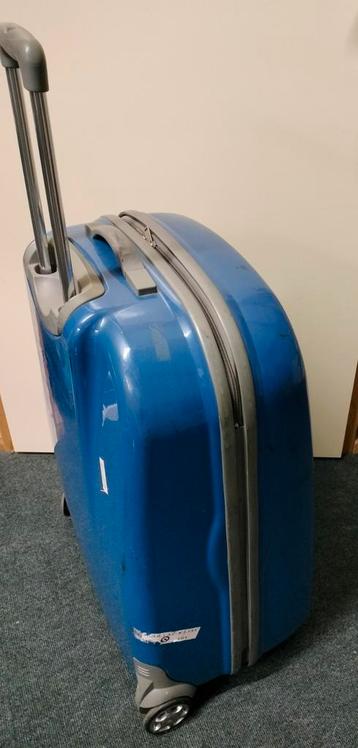 Koffer LIV de grote vakantie reiskoffer 78 cm hoog 62 breed
 beschikbaar voor biedingen