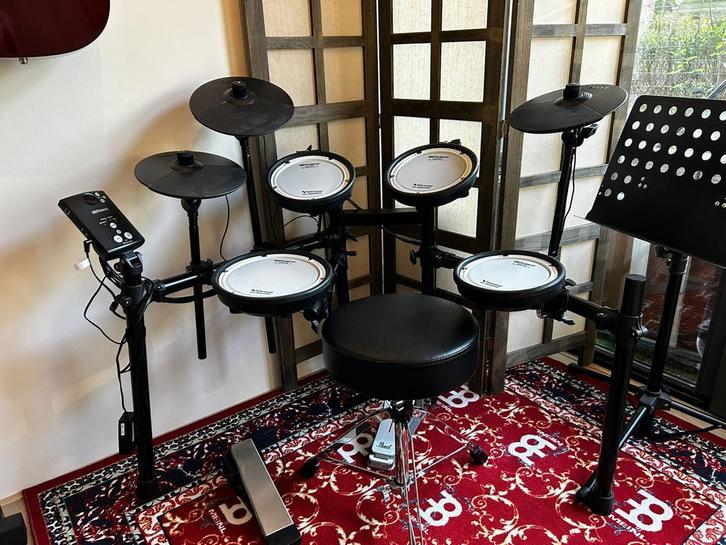 Roland TD-1DMK Elektronisch Drumstel, Muziek en Instrumenten, Drumstellen en Slagwerk, Gebruikt, Roland, Elektronisch, Ophalen