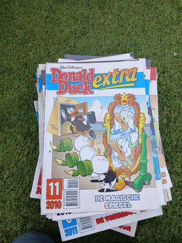 Donald Duck Extra 92 stuks los 50 cent/stuk beschikbaar voor biedingen