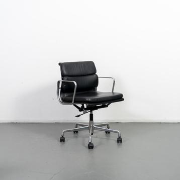 2 Vitra Eames Ea 217 Softpad Leer Aluminium beschikbaar voor biedingen