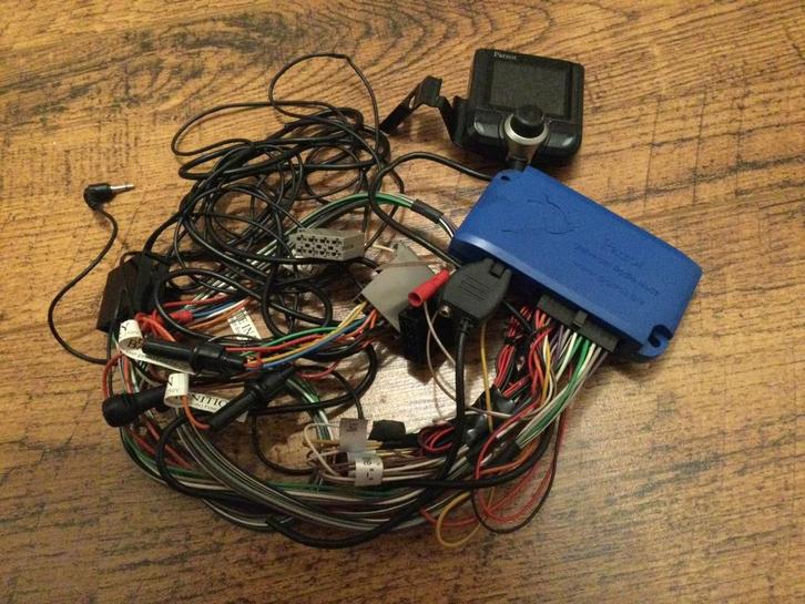 Parrot Carkit - Complete Set, Auto diversen, Carkits, Gebruikt, Ophalen of Verzenden