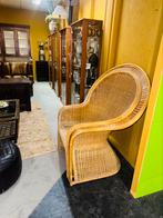 Grote rotan fauteuil pauwstoel peacock chair, Ophalen
