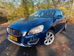 Volvo V60 T3 150pk Start/stop 2012 Blauw, Auto's, Voorwielaandrijving, 1596 cc, 4 cilinders, Blauw