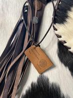 Unieke Koeienhuid Handtas - Handgemaakt, Sieraden, Tassen en Uiterlijk, Tassen | Damestassen, Ophalen of Verzenden, Nieuw, Bruin