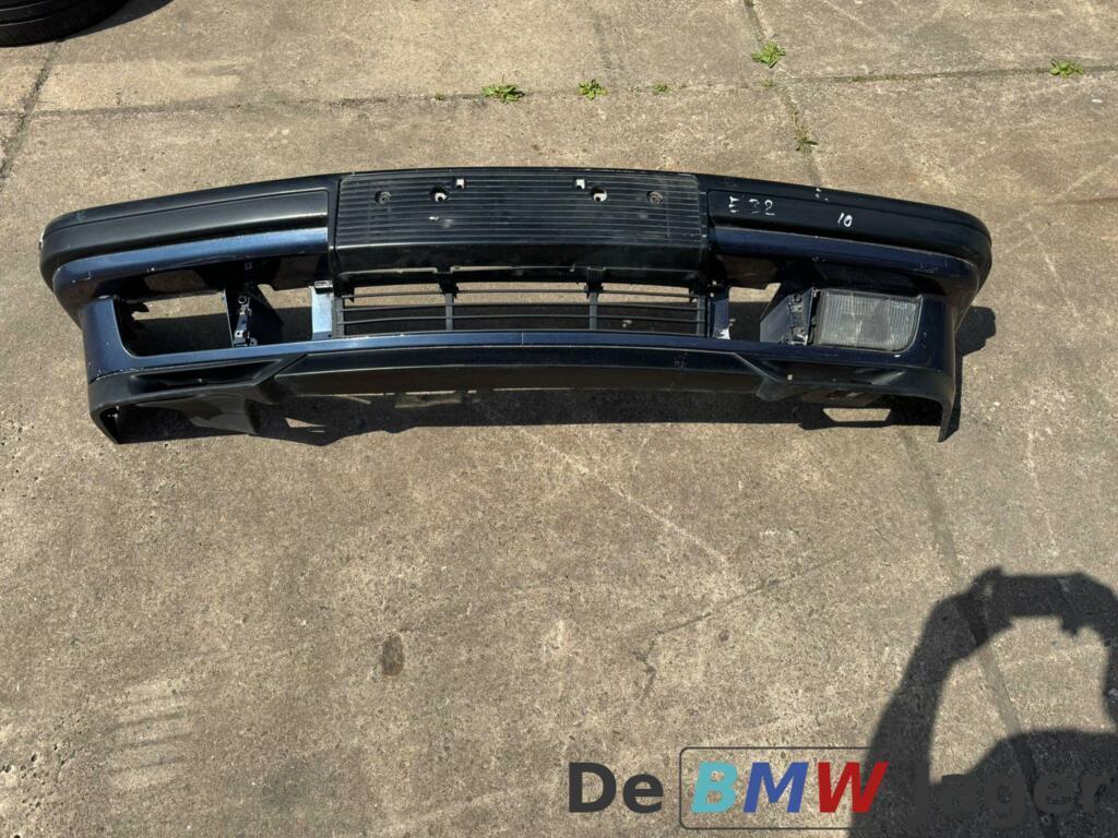 Voorbumper blauw BMW 7-serie E32 51118101951, Auto-onderdelen, Gebruikt, Voor, Ophalen of Verzenden, Bumper