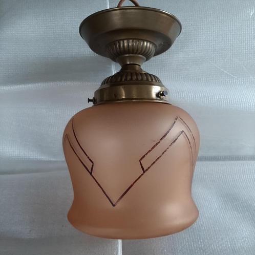 Plafondlamp Art Deco (?)  zalm kleurig glas, Antiek en Kunst, Antiek | Lampen, Ophalen