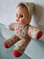 Jrn'70,VINTAGE SQUEAKY/PIEP SHEVIE/KNIJPPOP BELLA,17cm, Igst, Verzamelen, Poppen, Ophalen of Verzenden, Zo goed als nieuw, Pop