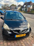 Toyota Aygo 1.0 12V Vvt-i 3DRS MMT 2006 Zwart, Auto's, Toyota, Voorwielaandrijving, 4 stoelen, Handgeschakeld, Particulier