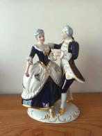 Porseleinen beeldje van Royal Dux – origineel, Tsjechoslowak, Antiek en Kunst, Antiek | Porselein, Ophalen of Verzenden